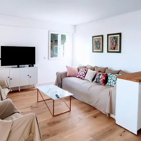 Apartmán Before Making A Request Read My Profil Host At Bottom Of Page # Large Terrace With Sea View Parking, Air Conditioning *